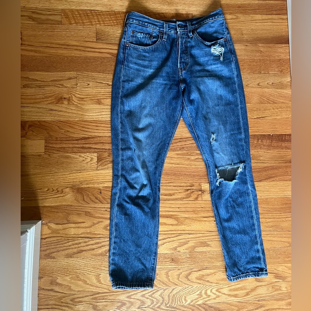 Signature by Levi Strauss Women's 501 Blue distressed Straight Leg Jeans